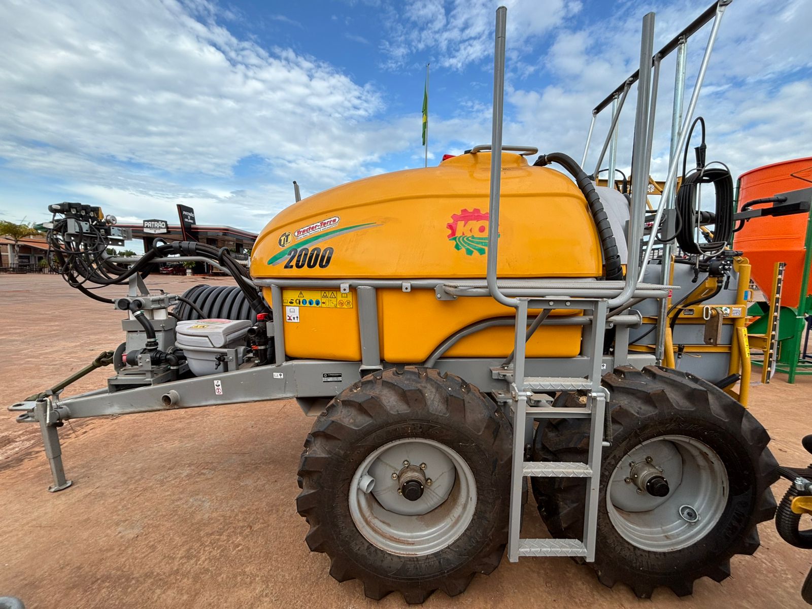 PULVERIZADOR AGRICOLA KO 2000 PECUARIA BOMBA 3PV 100 LITROS